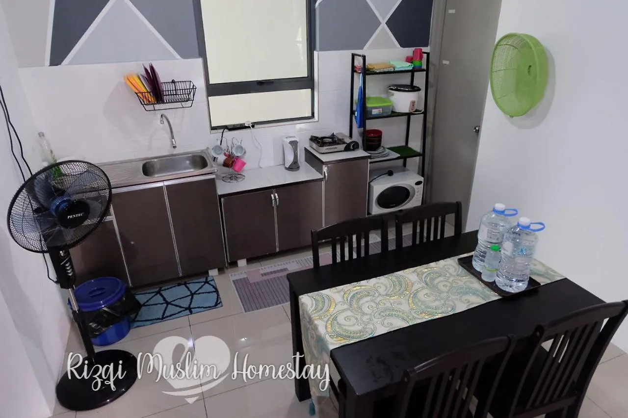 Rizqi Muslim Homestay Meru Casa Kayangan Ipoh 0*,  Malaysia