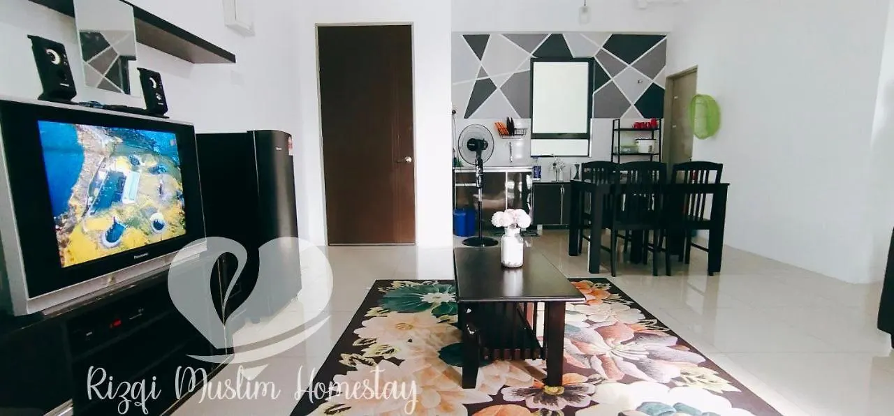 Rizqi Muslim Homestay Meru Casa Kayangan Ипох