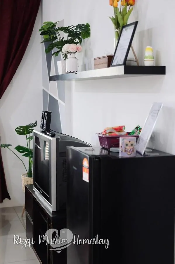 Rizqi Muslim Homestay Meru Casa Kayangan Ипох Малайзия