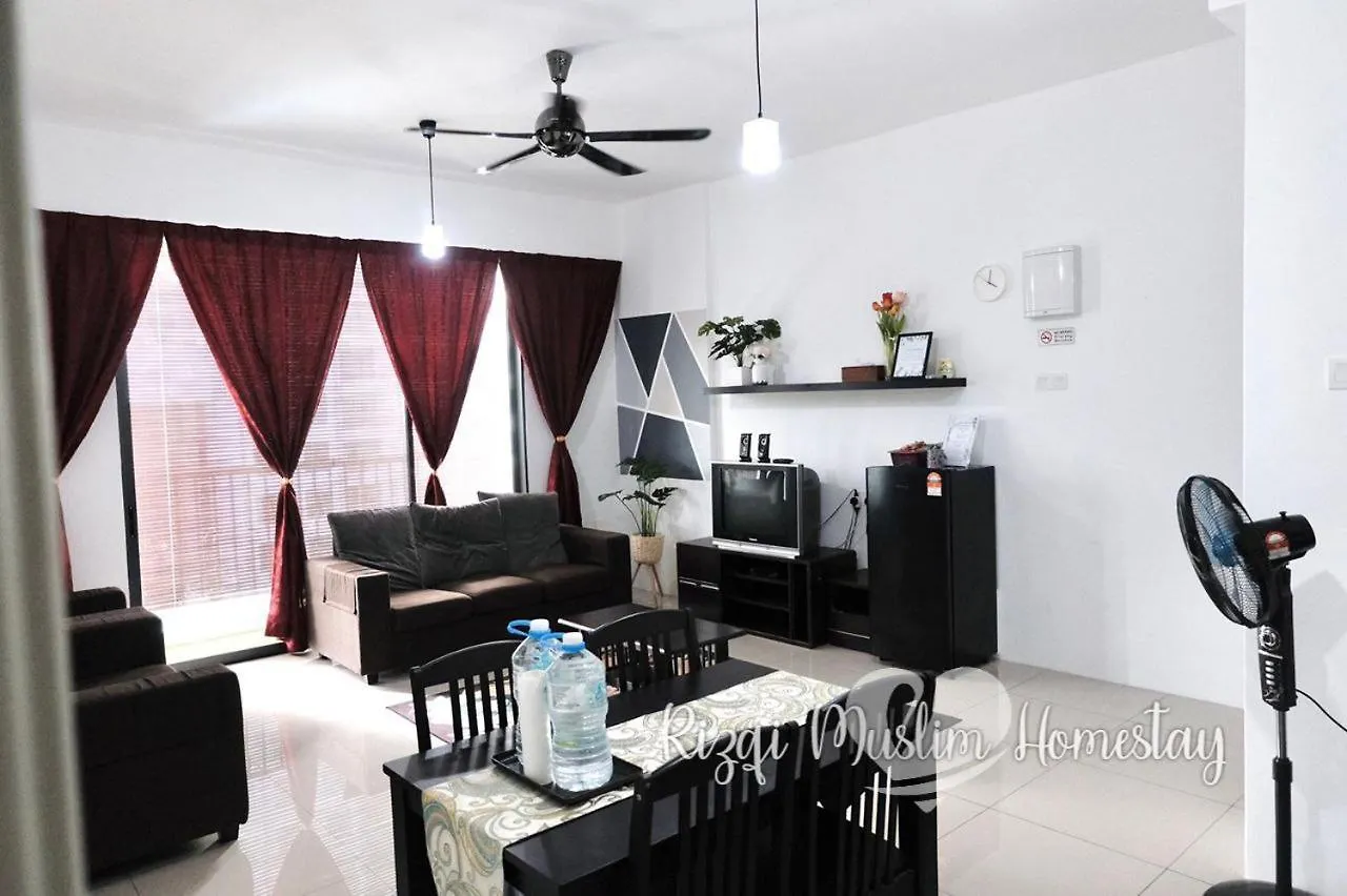 Rizqi Muslim Homestay Meru Casa Kayangan Ипох